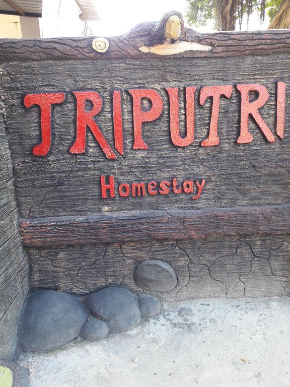 Tri Putri Homestay Kuta  외부 사진