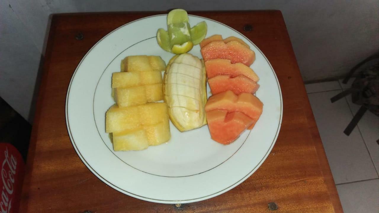 Tri Putri Homestay Kuta  외부 사진